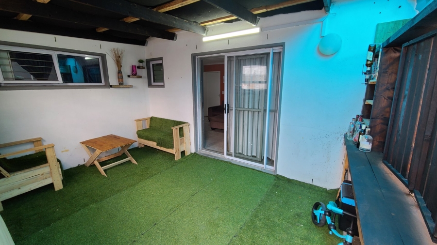3 Bedroom Property for Sale in Bishop Lavis Western Cape